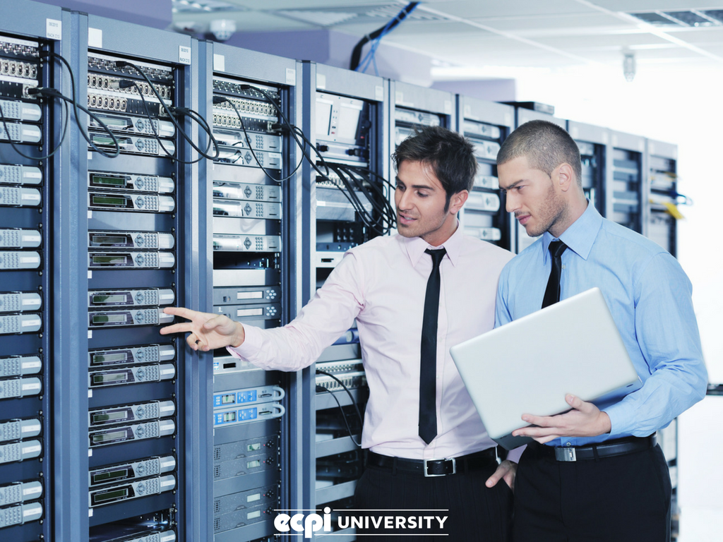 What does an it manager do